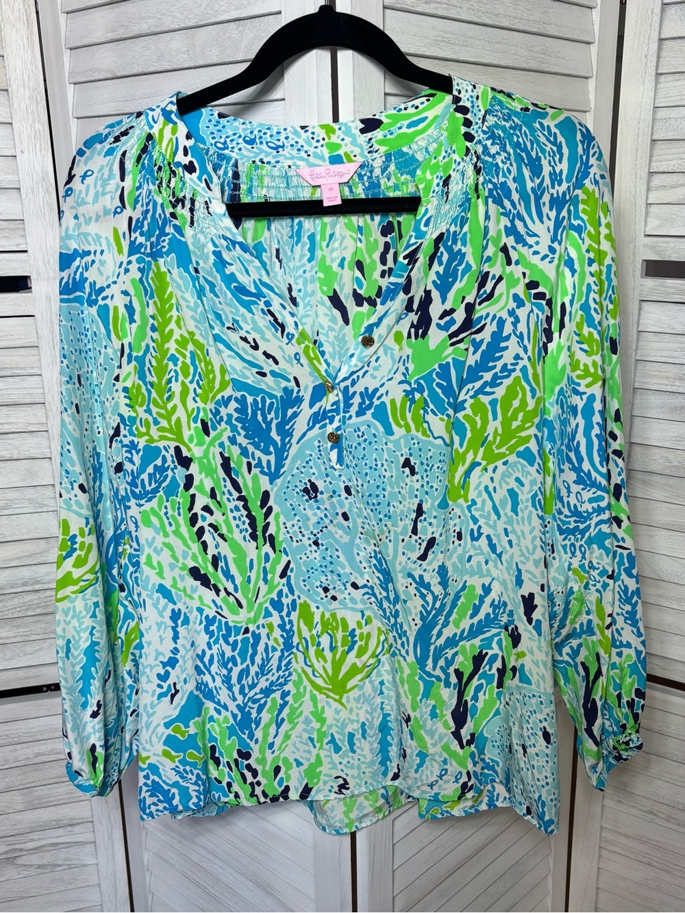 Lilly Pulitzer 100% Silk Blue Green Printed Tunic Blouse Size Medium